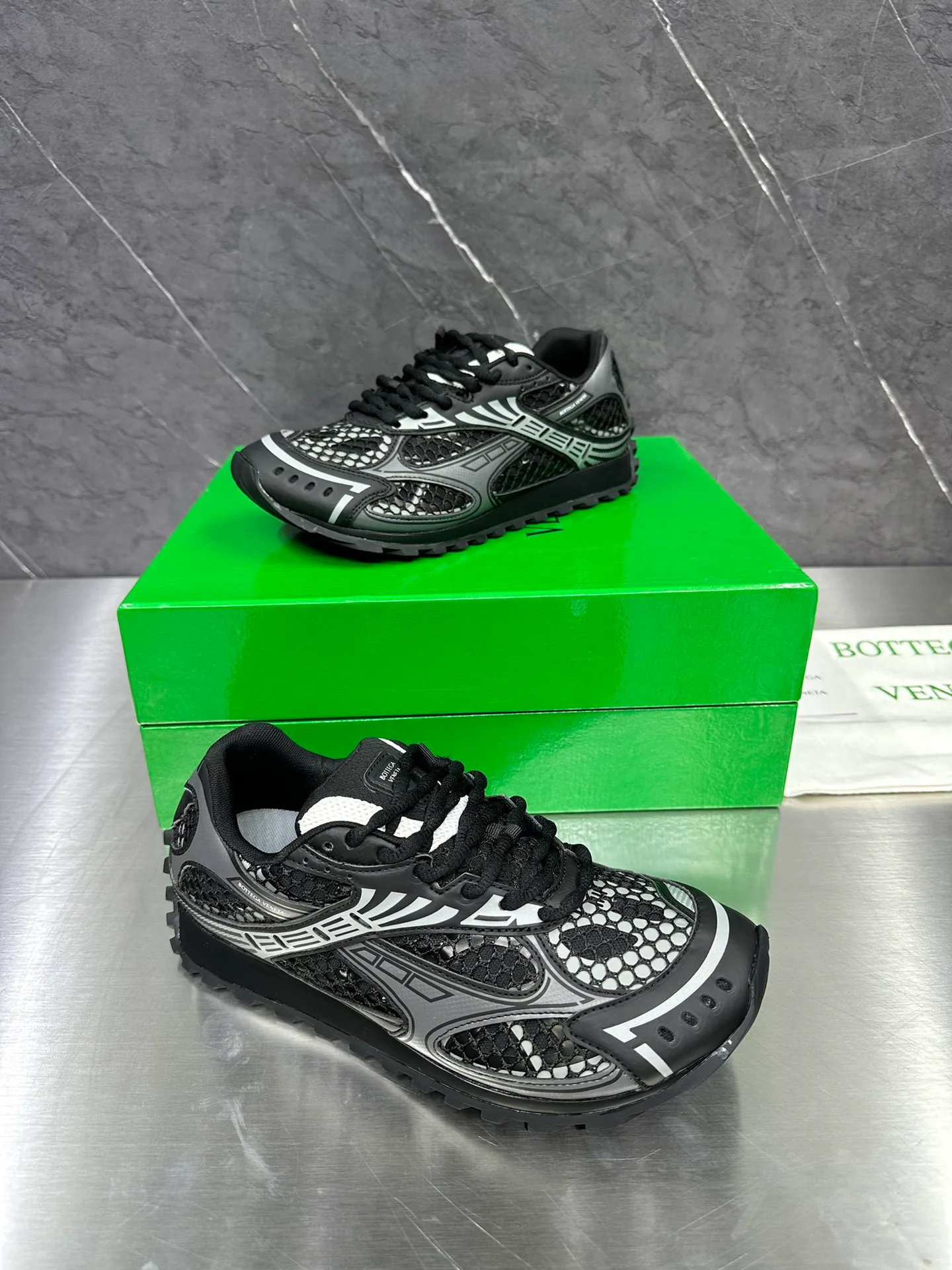 Кроссовки Женские Bottega Veneta 1885571