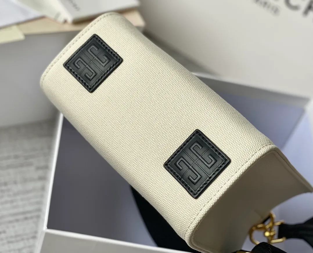 Сумки На Ремне Женские Givenchy 445202