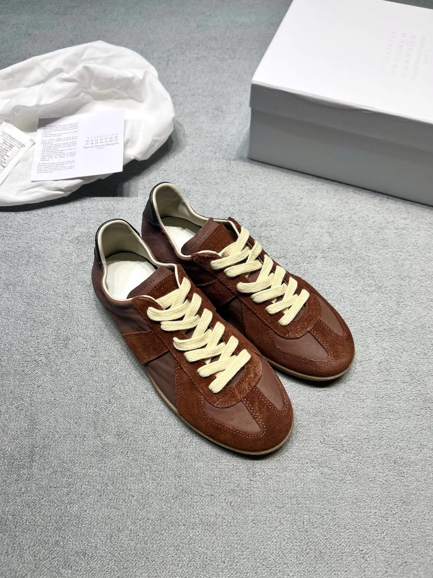 Кроссовки Женские Maison Margiela 18366873