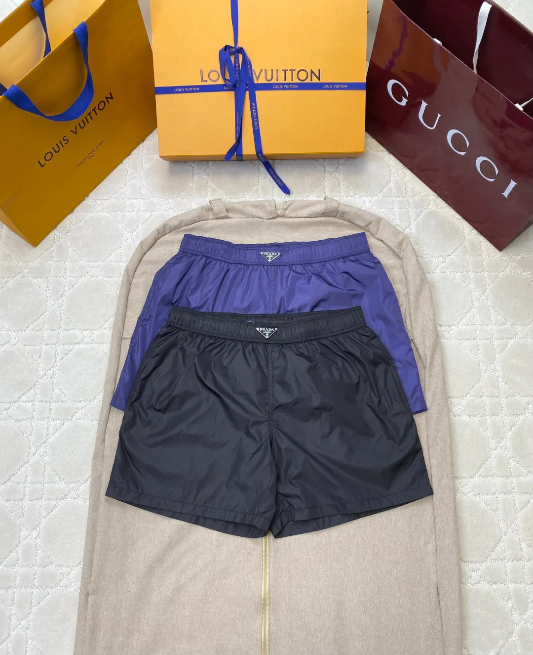 Шорты Женские Prada 34822