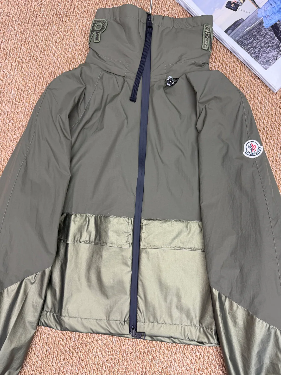 Куртки И Пуховики Женские Moncler 11427063