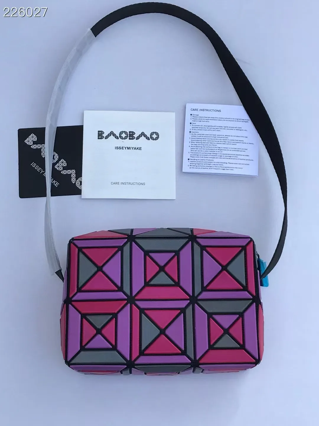 Сумки На Ремне Женские Issey Miyake 18389