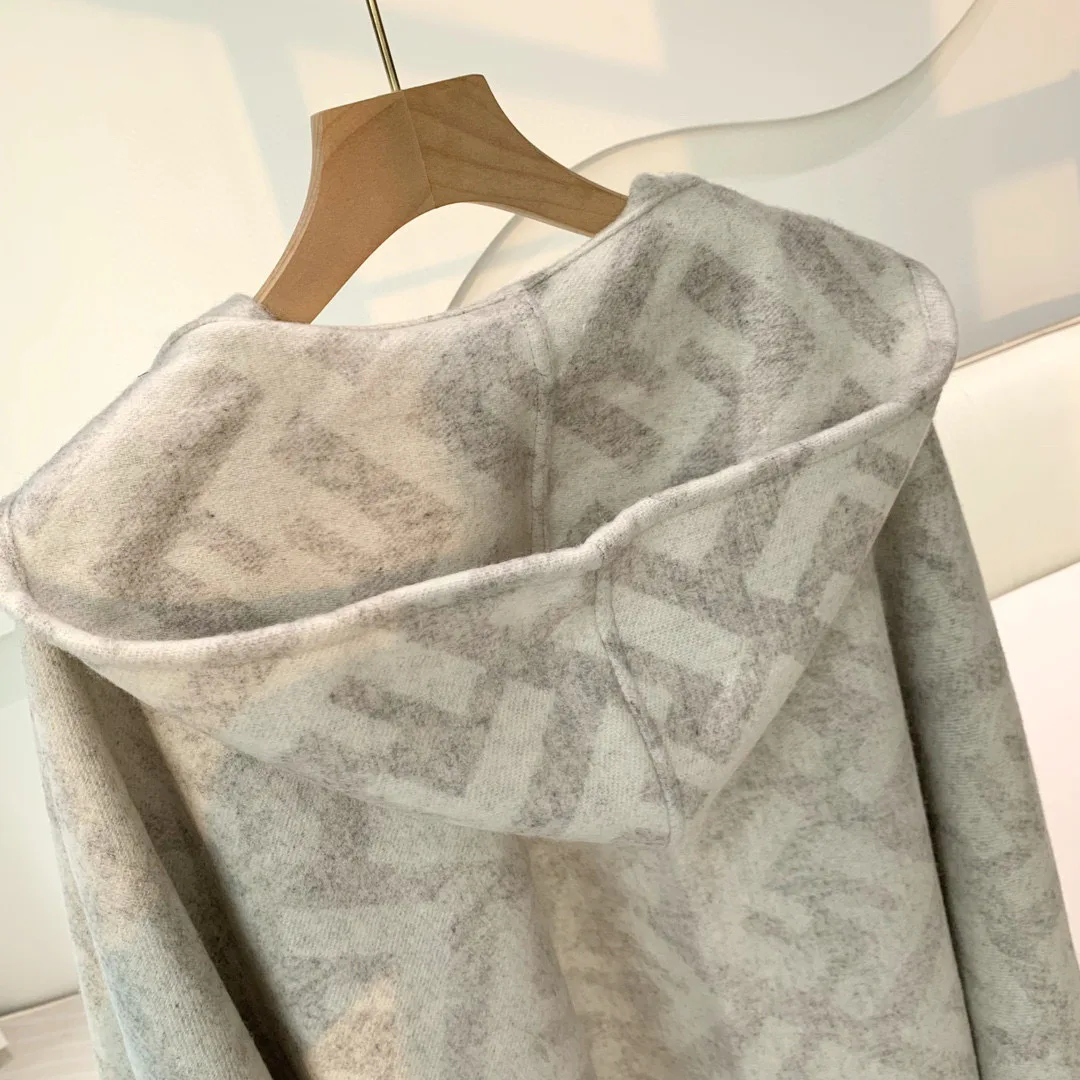 Шарфы Fendi 550224