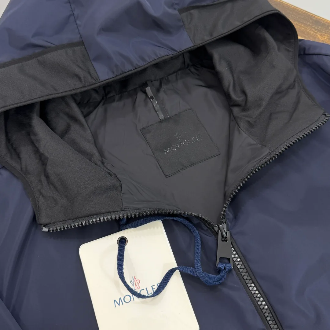 Куртки И Пуховики Женские Moncler 18002121