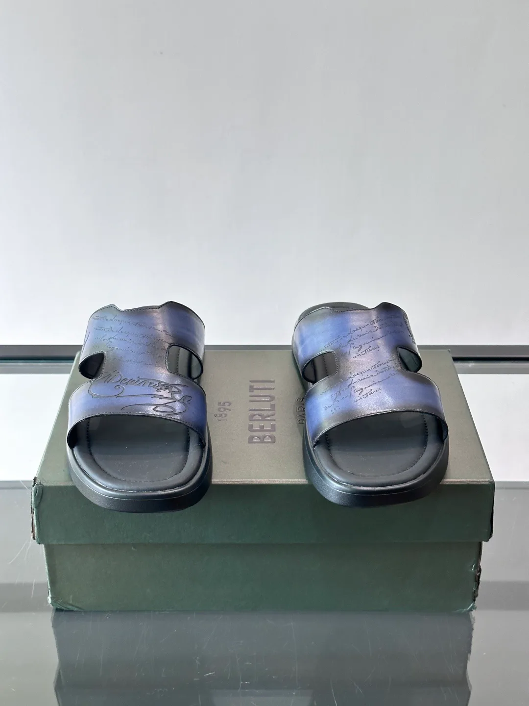 Сандалии Мужские Berluti 13480107