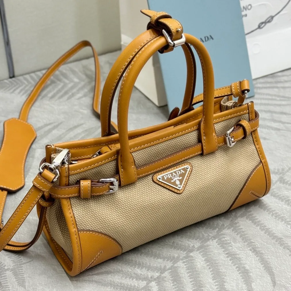 Классические Сумки Женские Prada 13223416