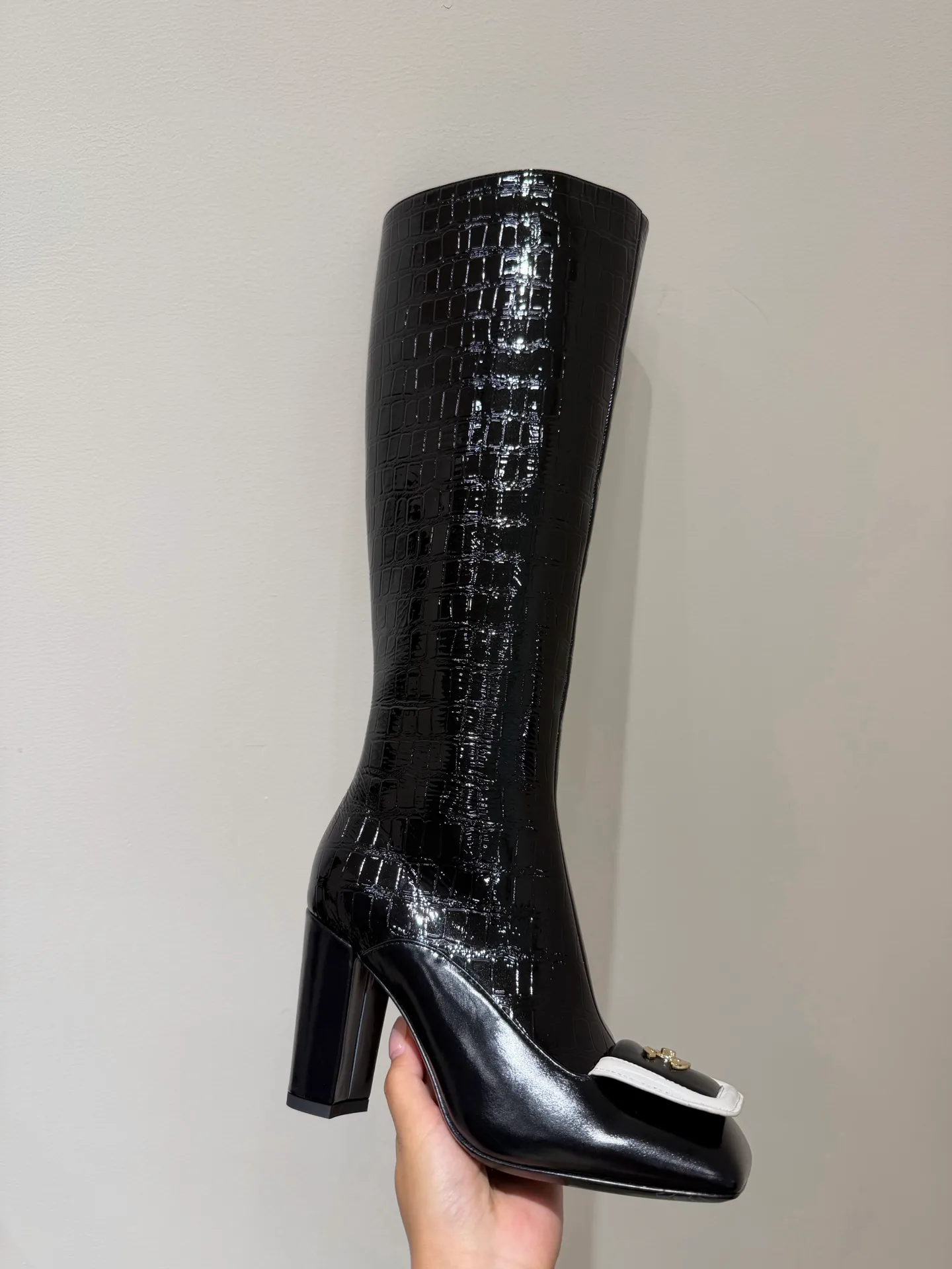 Сапоги Женские Chanel 18087897