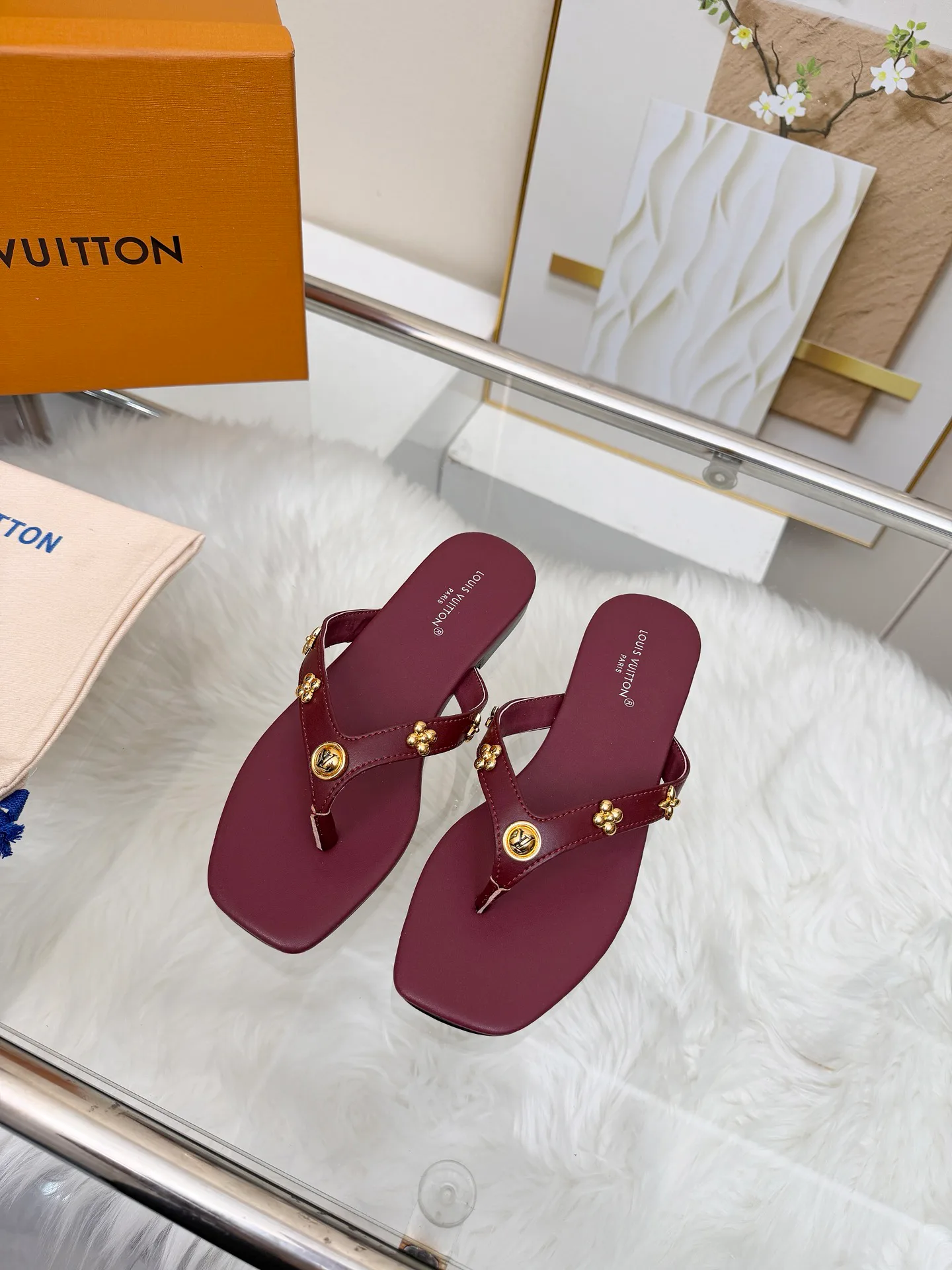 Шлепанцы Женские Louis Vuitton 13253492