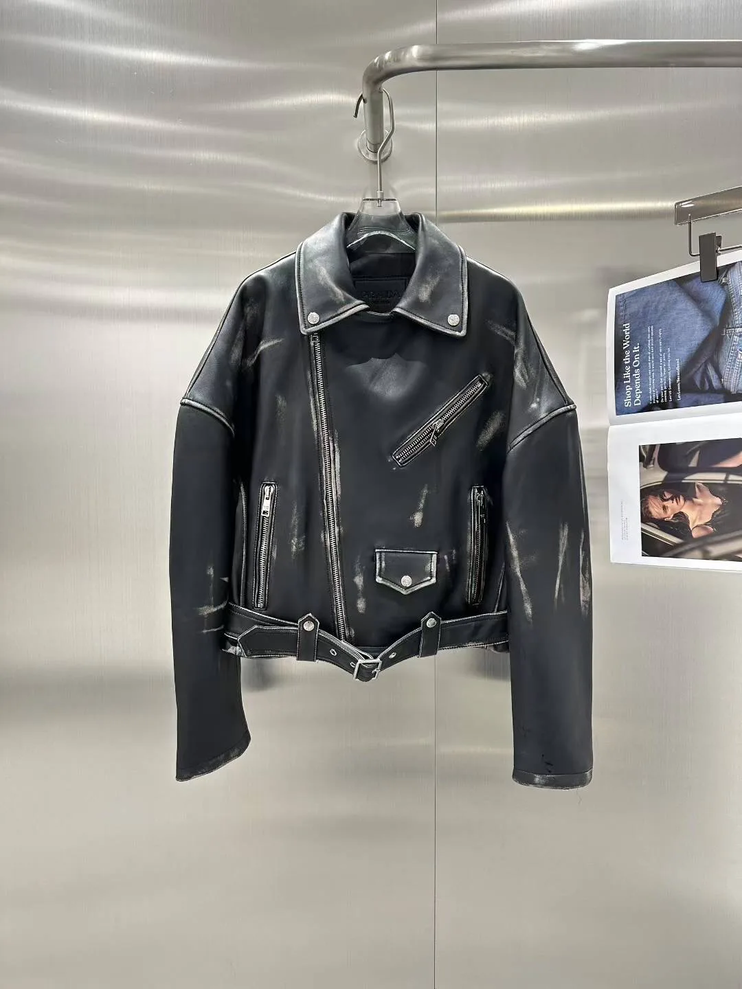 Кожаные Куртки И Дублёнки Мужские Prada 13997695