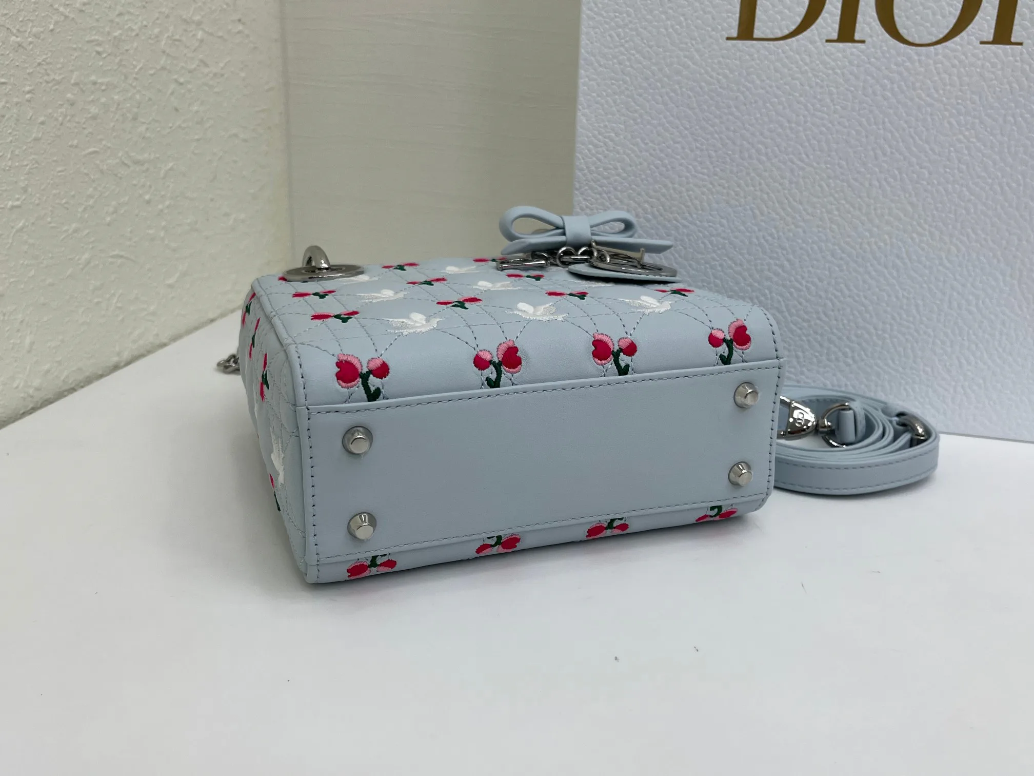 Классические Сумки Женские Christian Dior 17407051