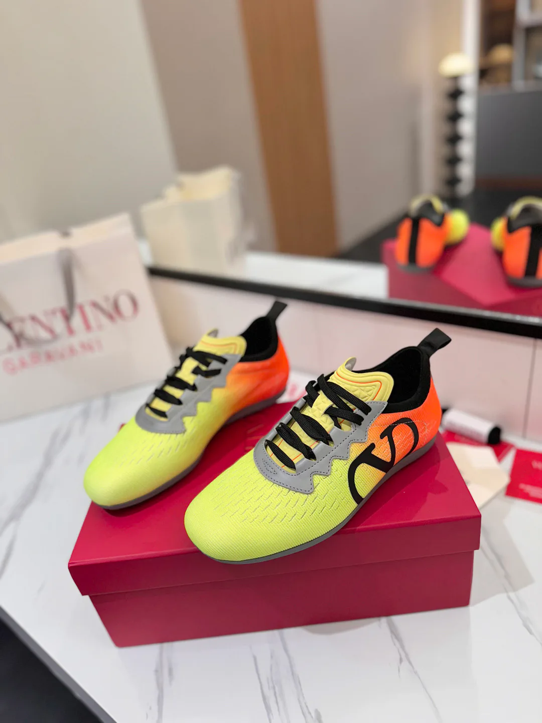 Кроссовки Мужские Valentino 9175