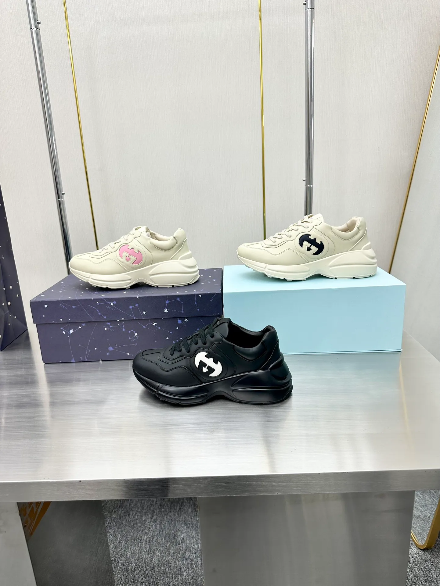 Кроссовки Женские Gucci 173853