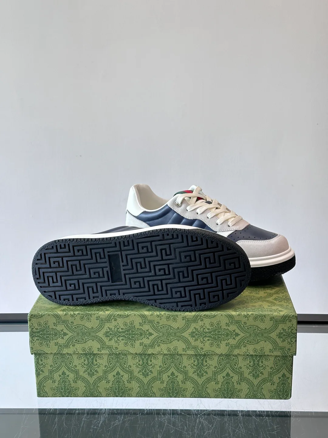 Кроссовки Мужские Gucci 1002690