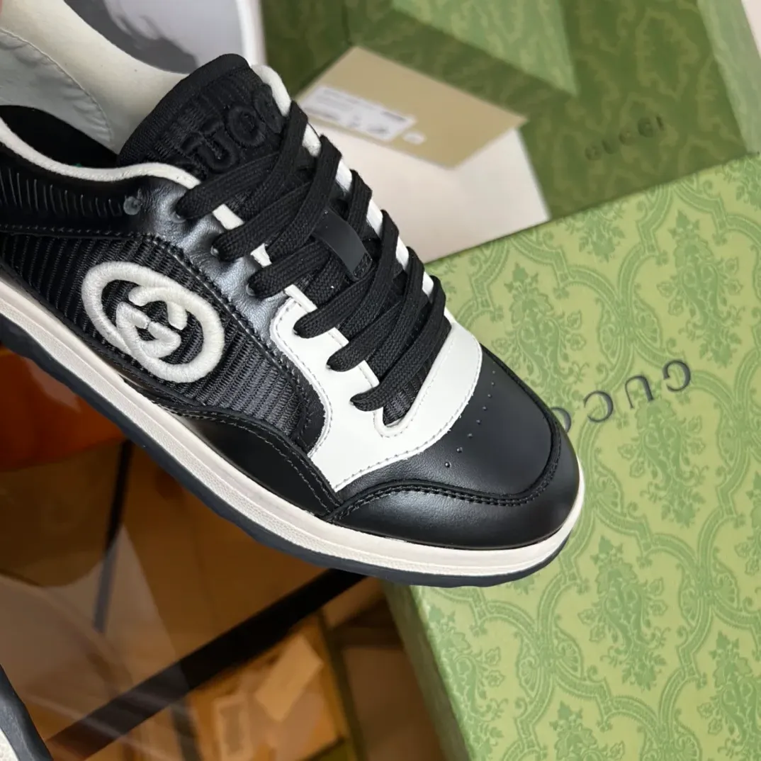 Кроссовки Женские Gucci 4988209