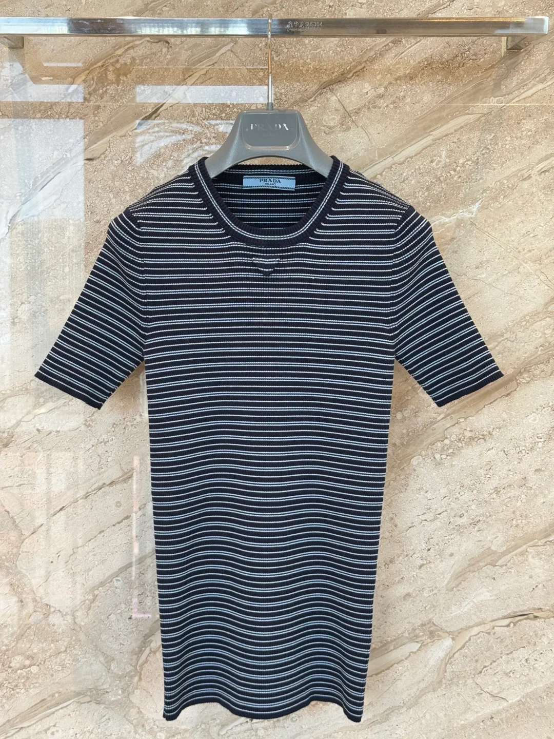 Футболки Женские Prada 11663685