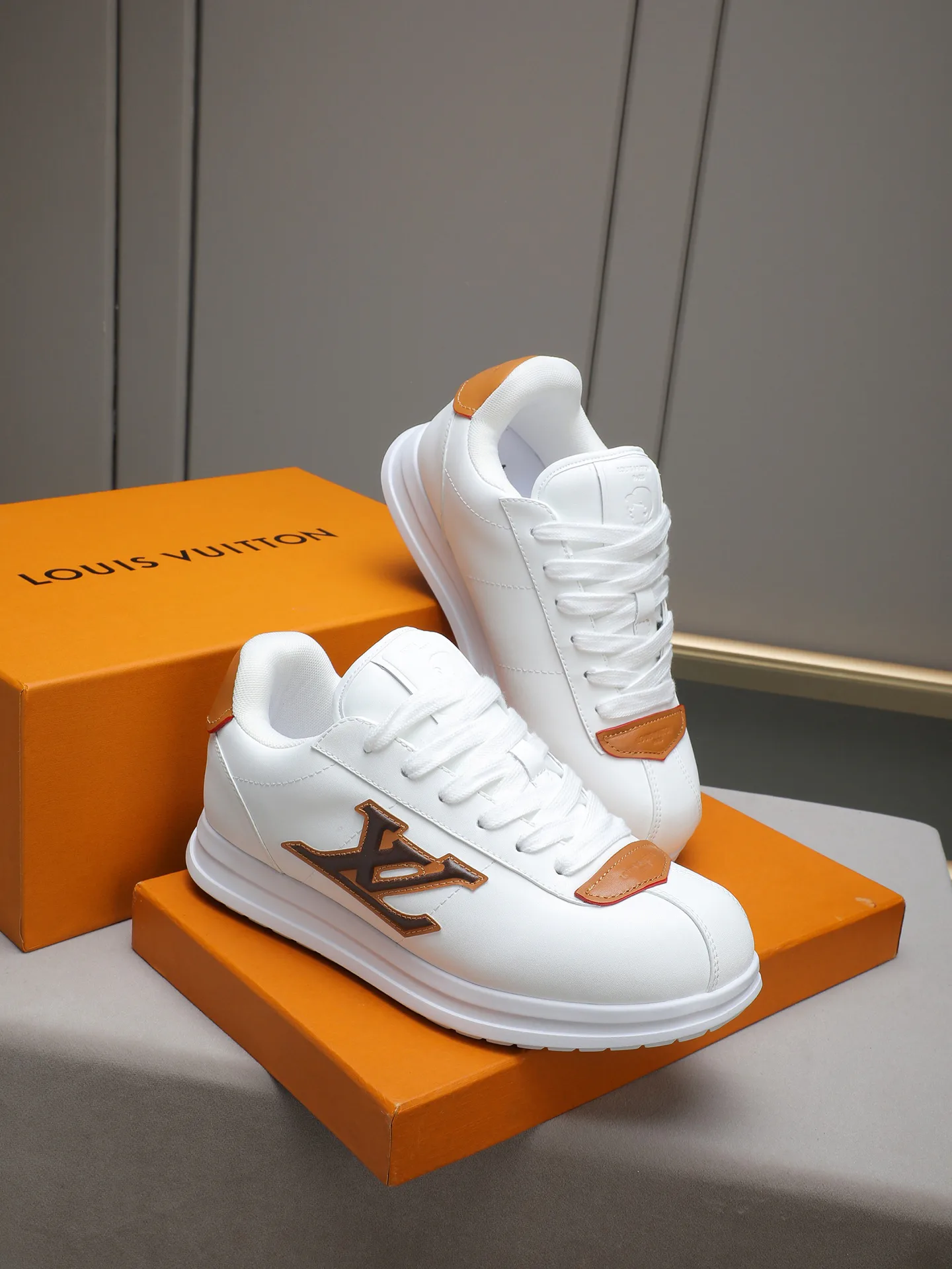 Кроссовки Мужские Louis Vuitton 11490469