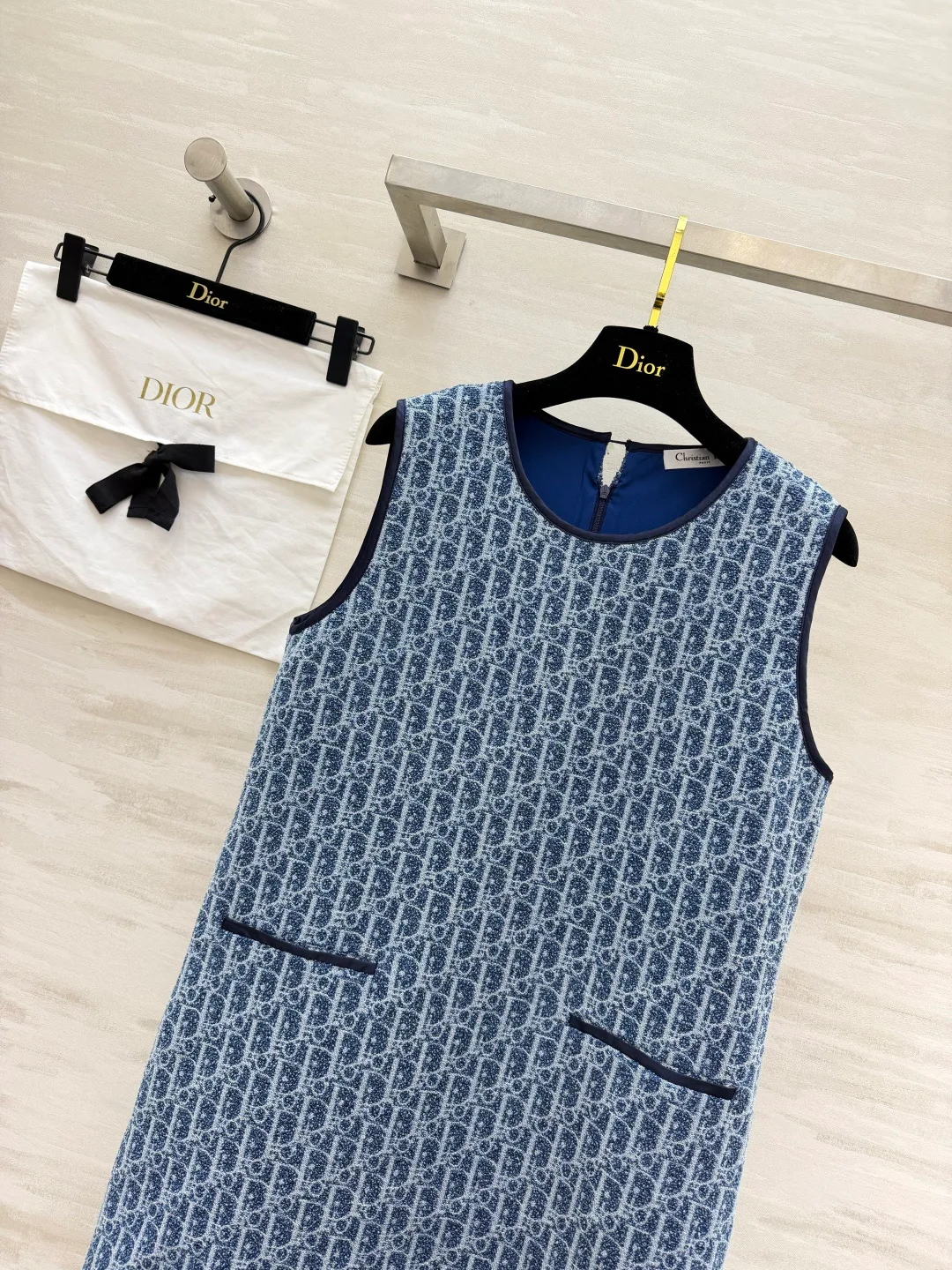 Платья Женские Christian Dior 17499985