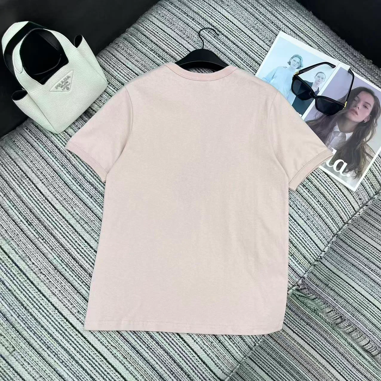 Футболки Женские Prada 11660612