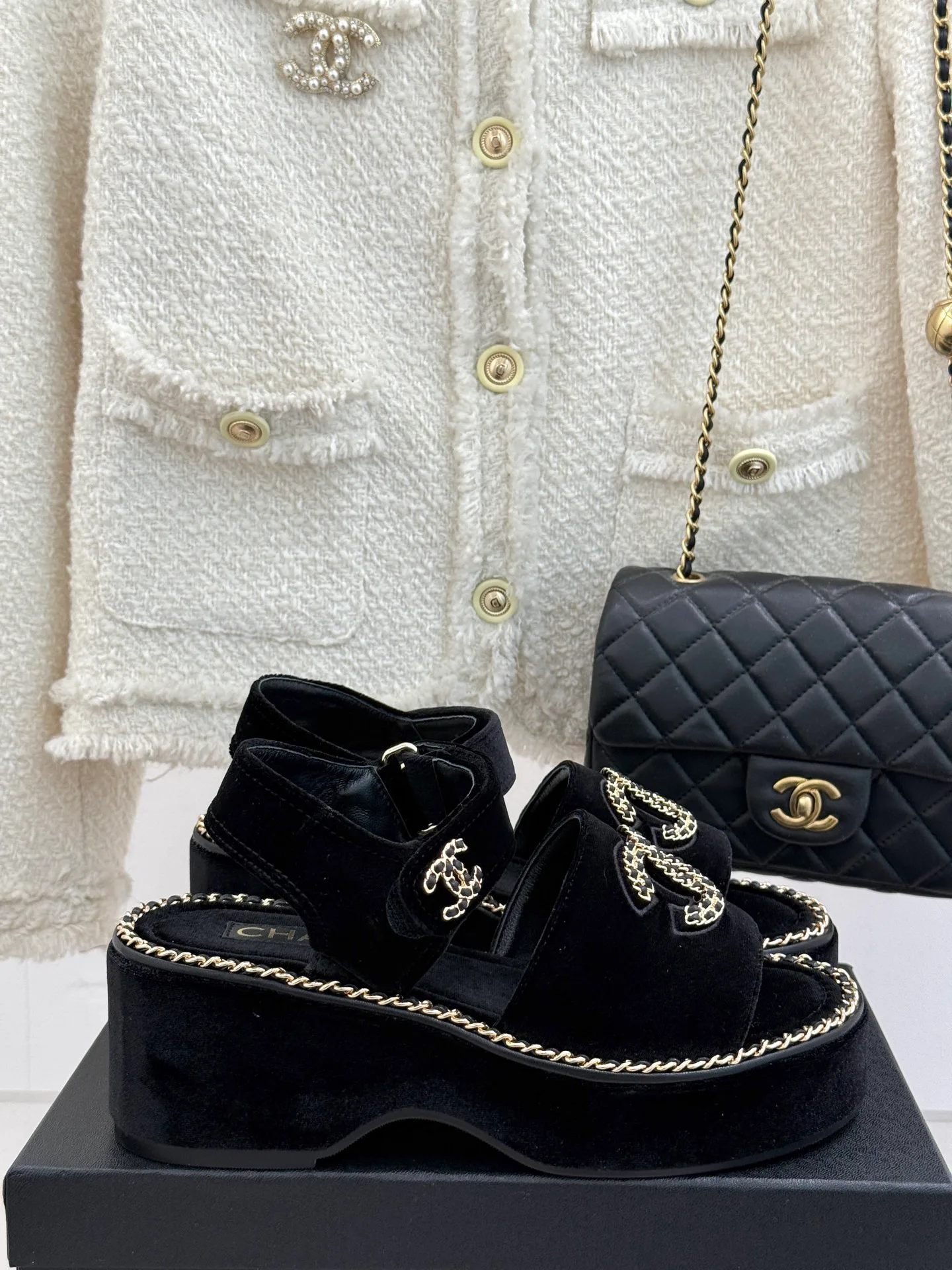 Сандалии Женские Chanel 3425659