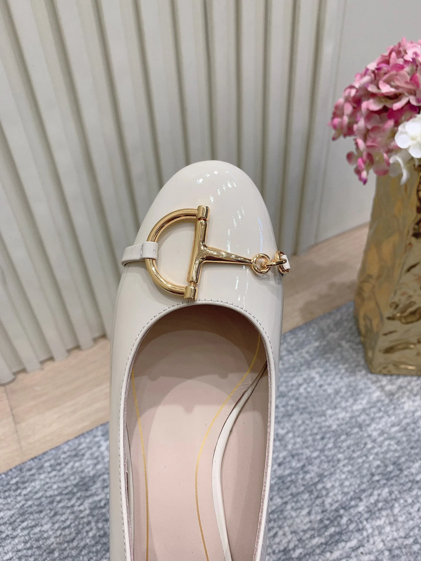 Туфли Женские Gucci 689918