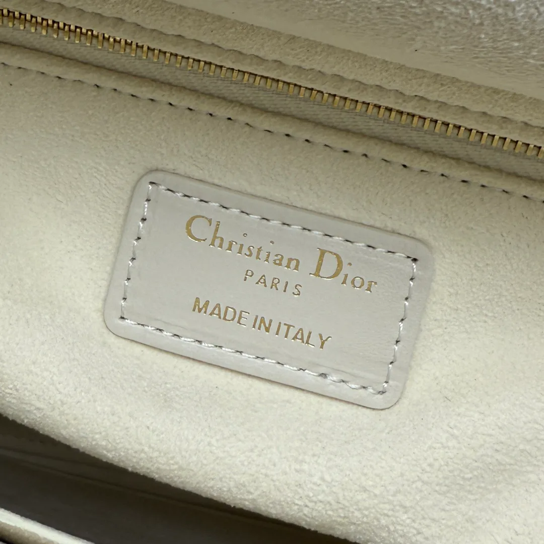Классические Сумки Женские Christian Dior 18116405