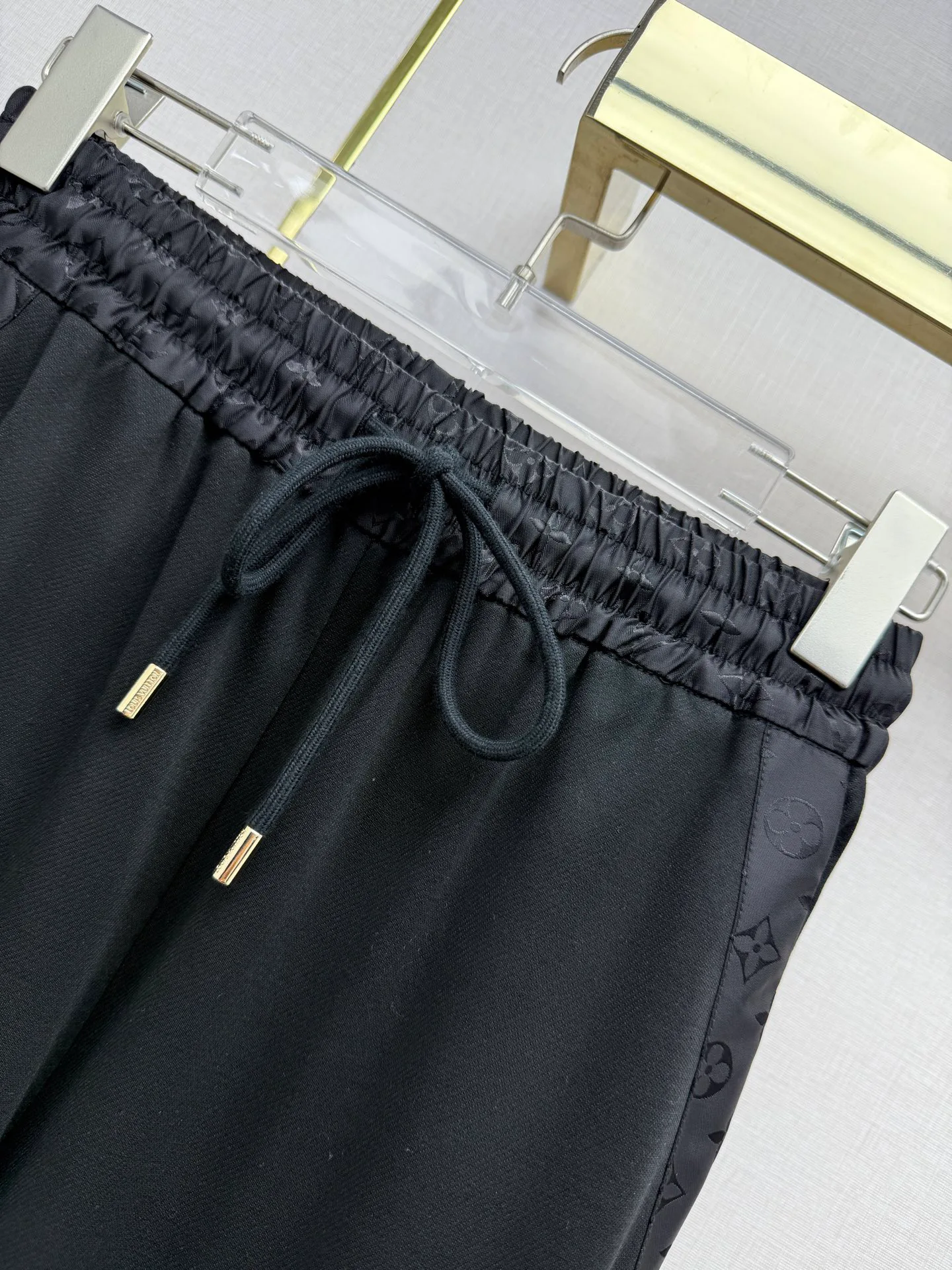 Брюки Женские Louis Vuitton 13295422