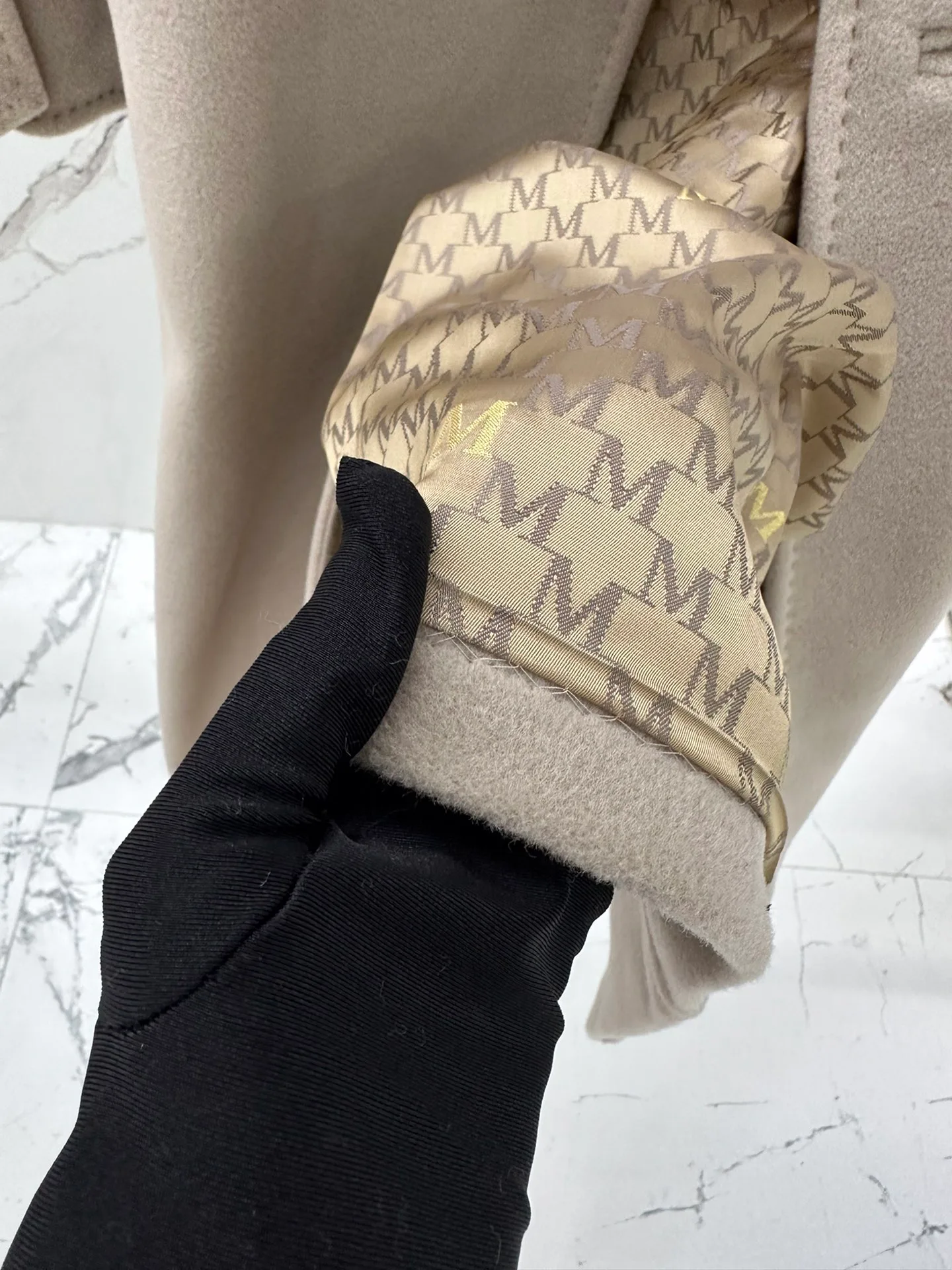 Пальто Женские Louis Vuitton 870363