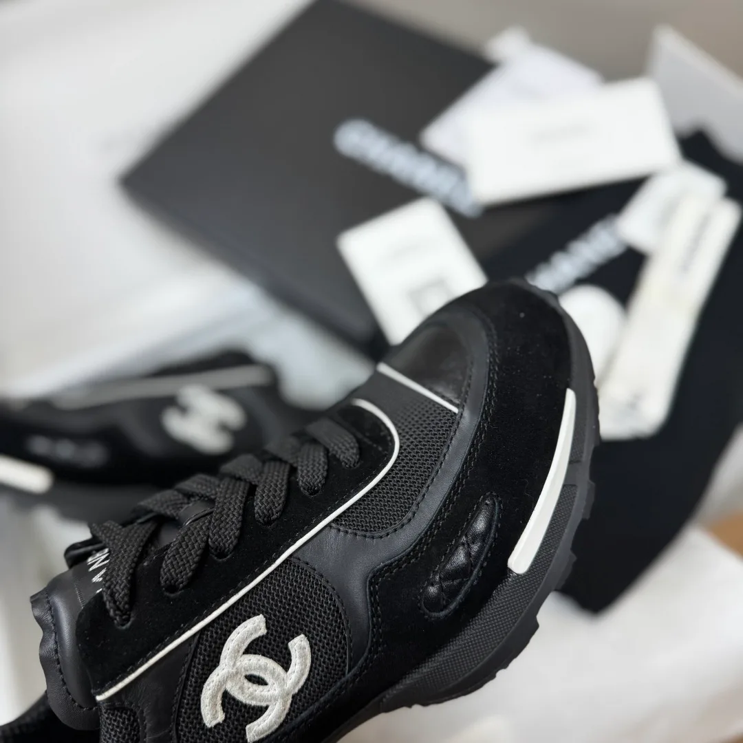 Кроссовки Женские Chanel 6151384