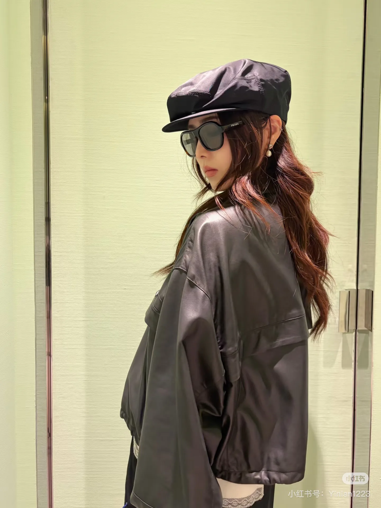 Кожаные Куртки И Дублёнки Женские Prada 18172848