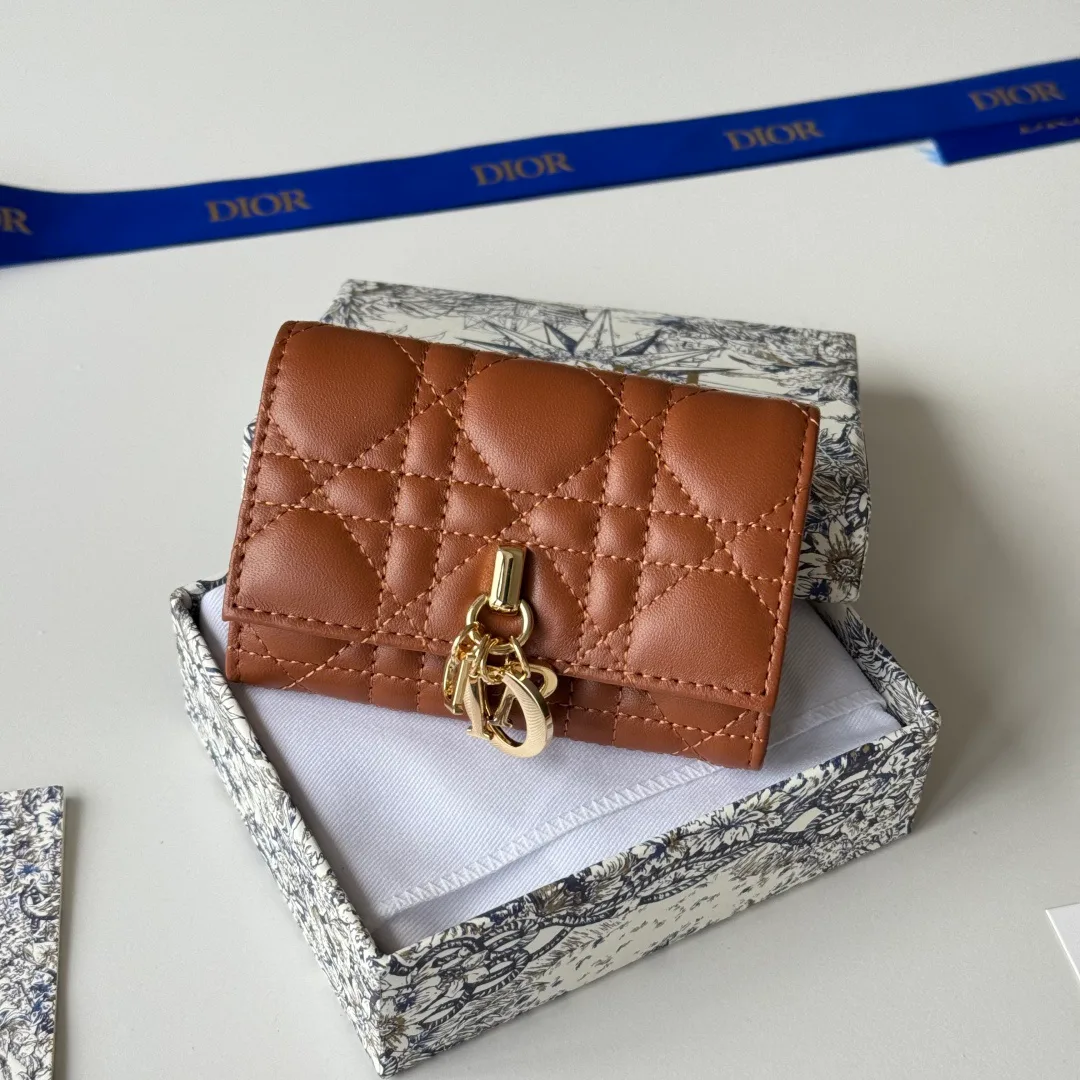 Клатчи Женские Christian Dior 18993512