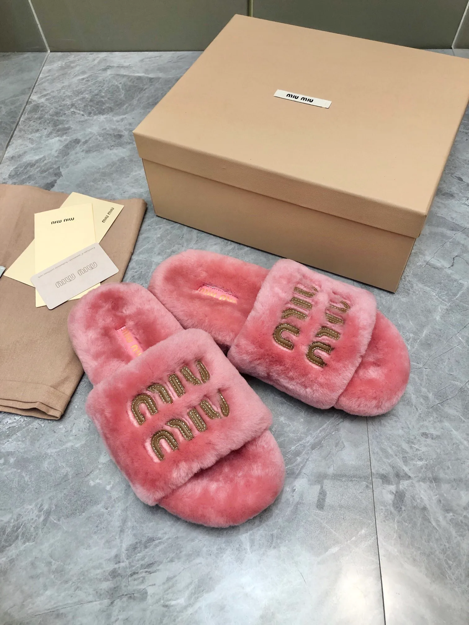 Тапочки Женские Miu Miu 18005826