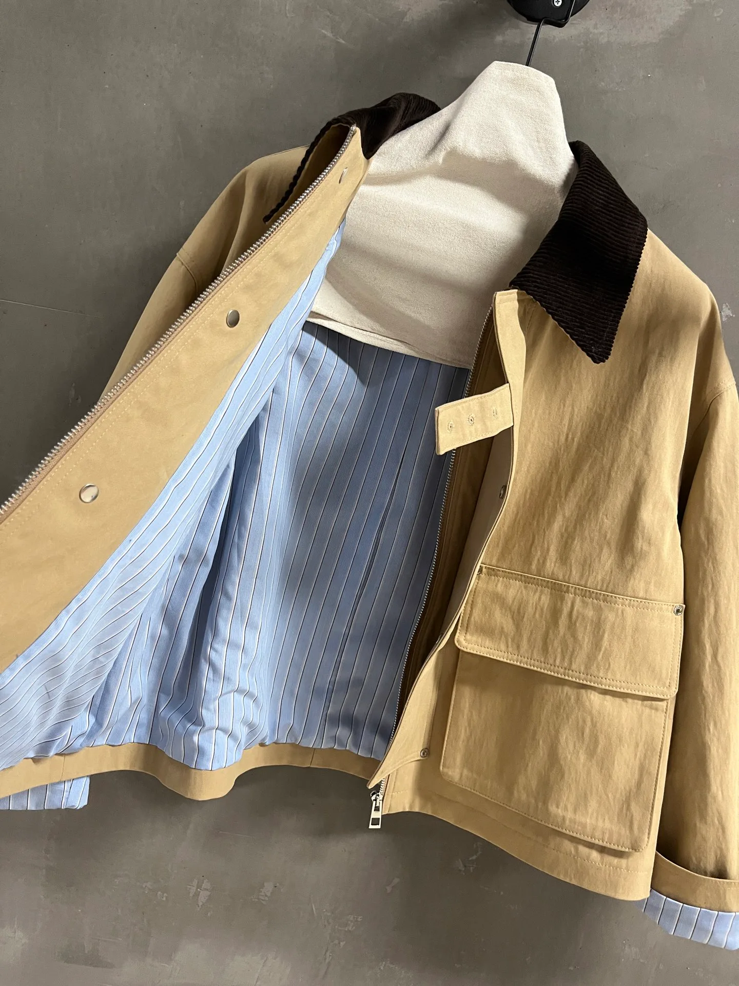 Куртки И Пуховики Женские Loewe 18172836