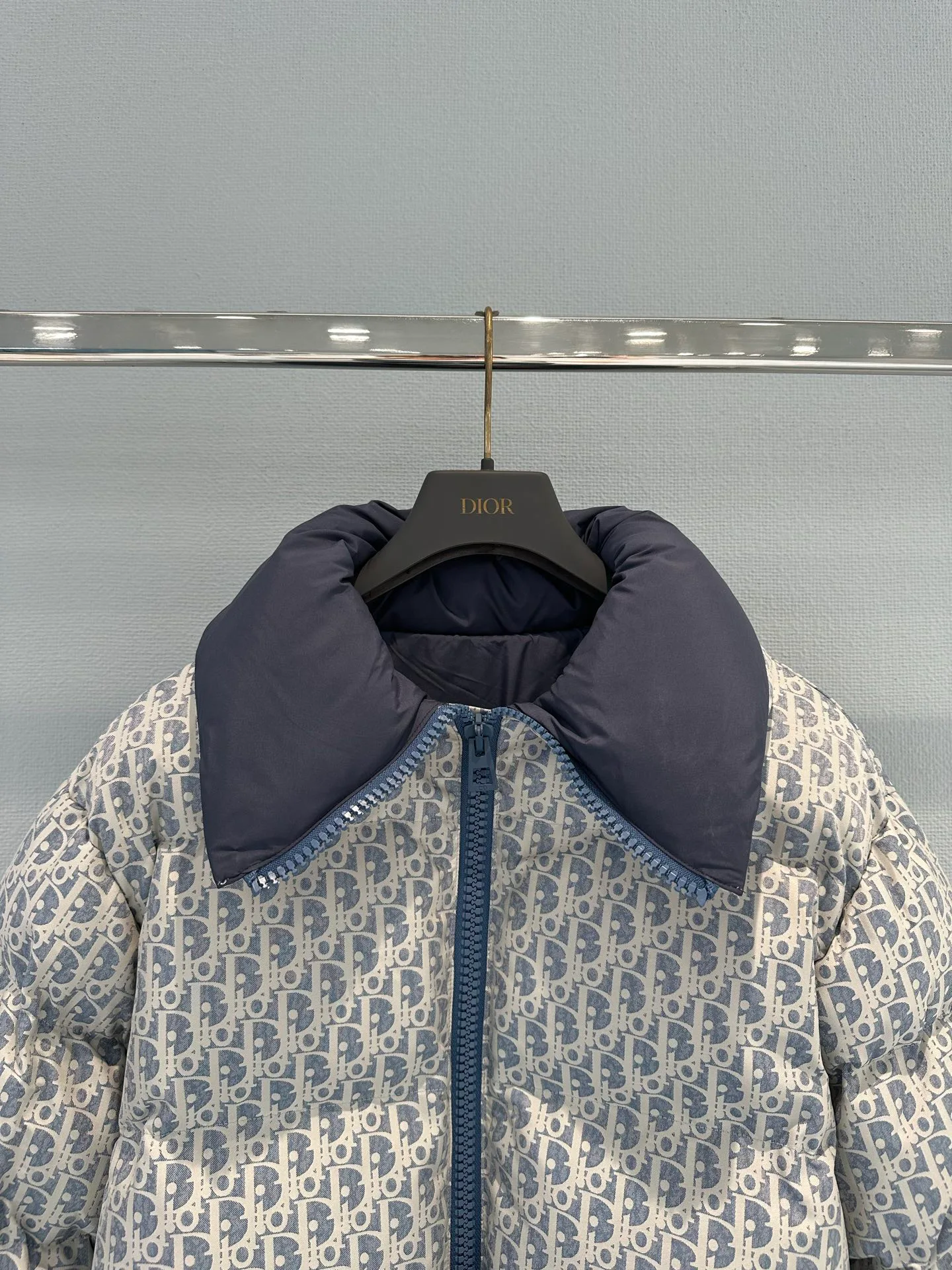 Куртки И Пуховики Женские Christian Dior 19772154