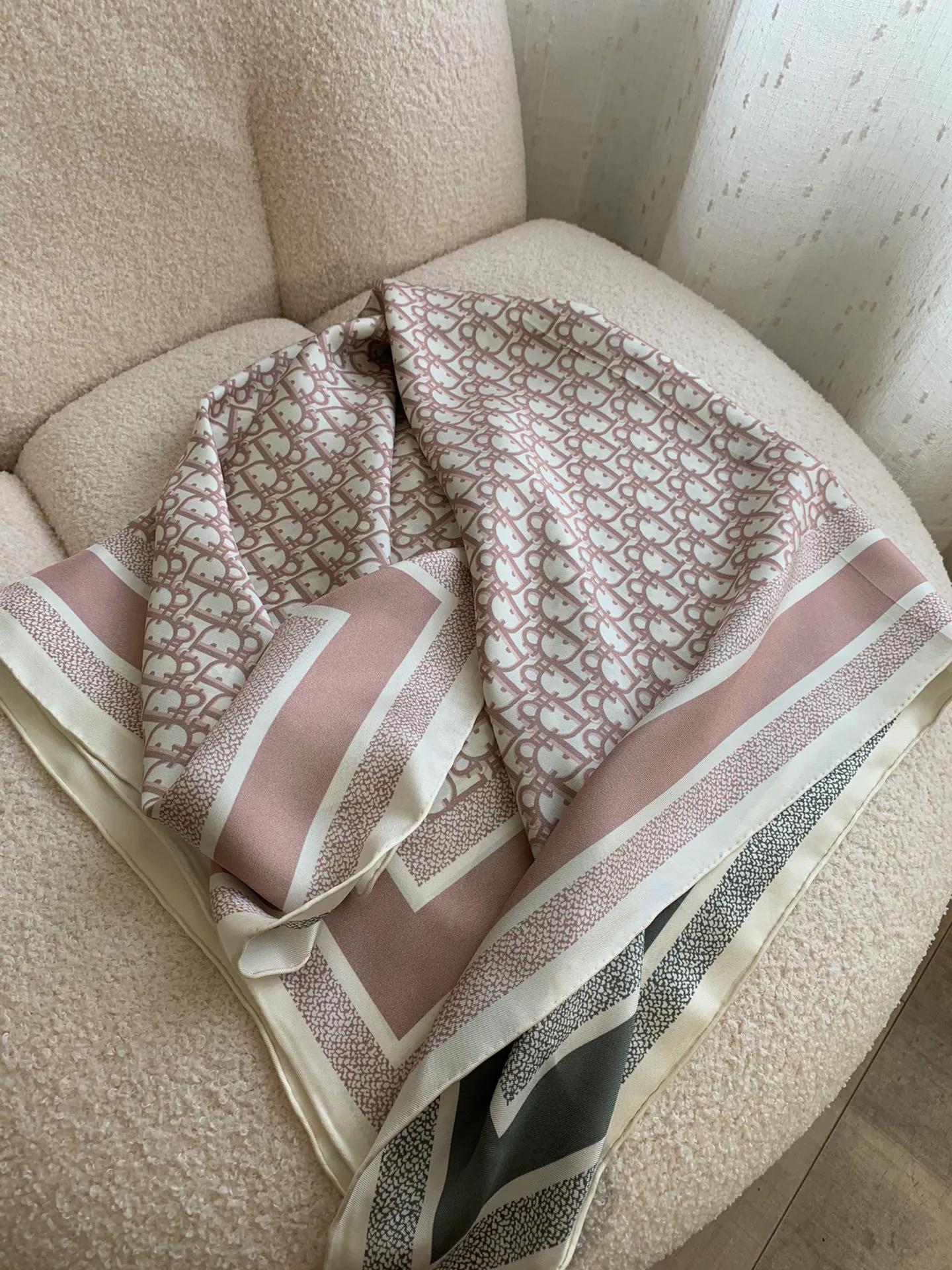 Платки Fendi 13351567