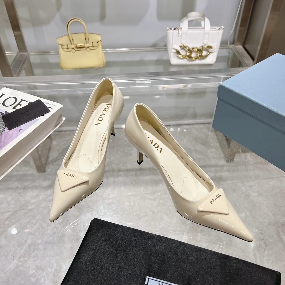 Туфли Женские Prada 11522281