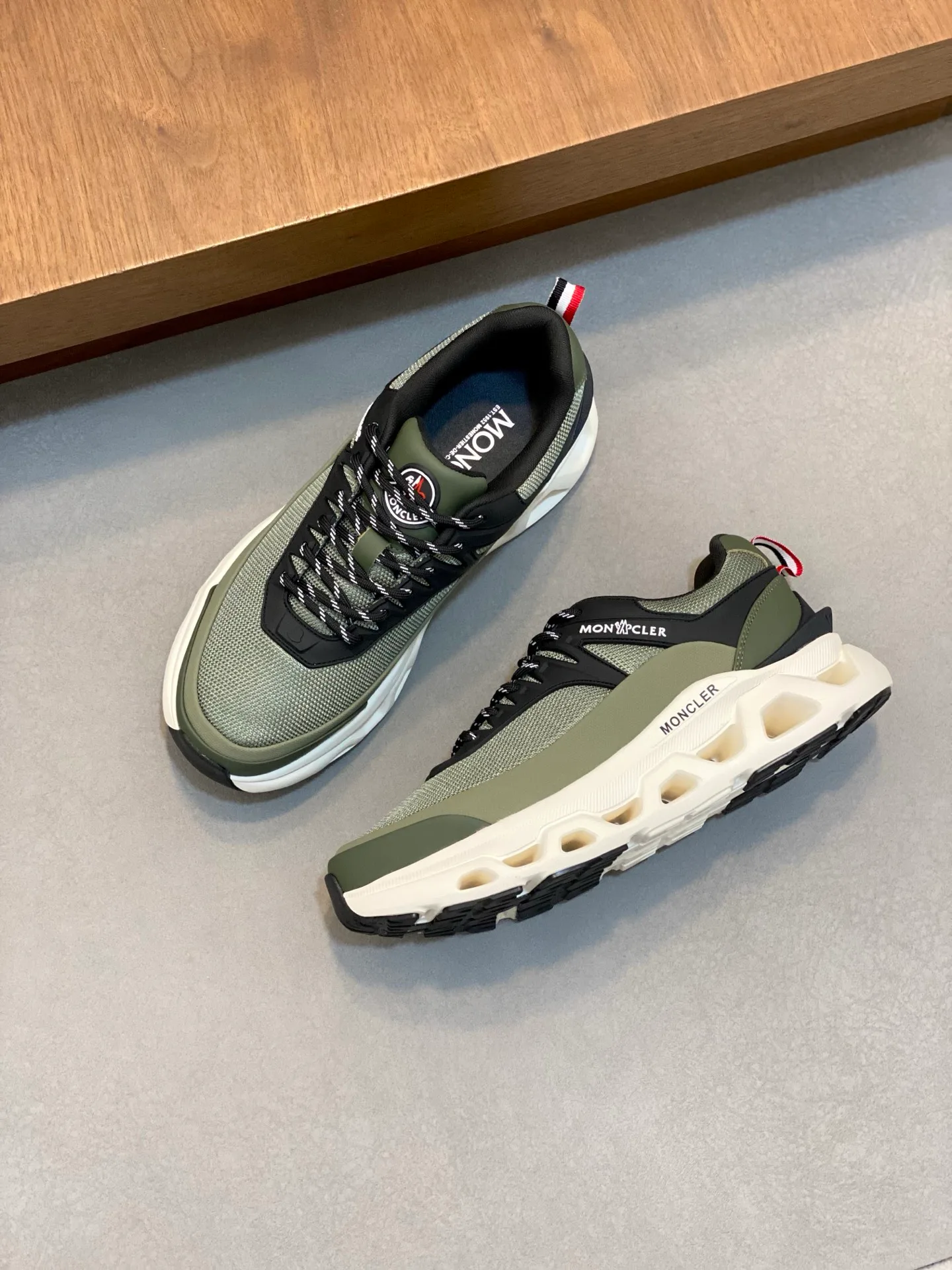 Кроссовки Мужские Moncler 11917402