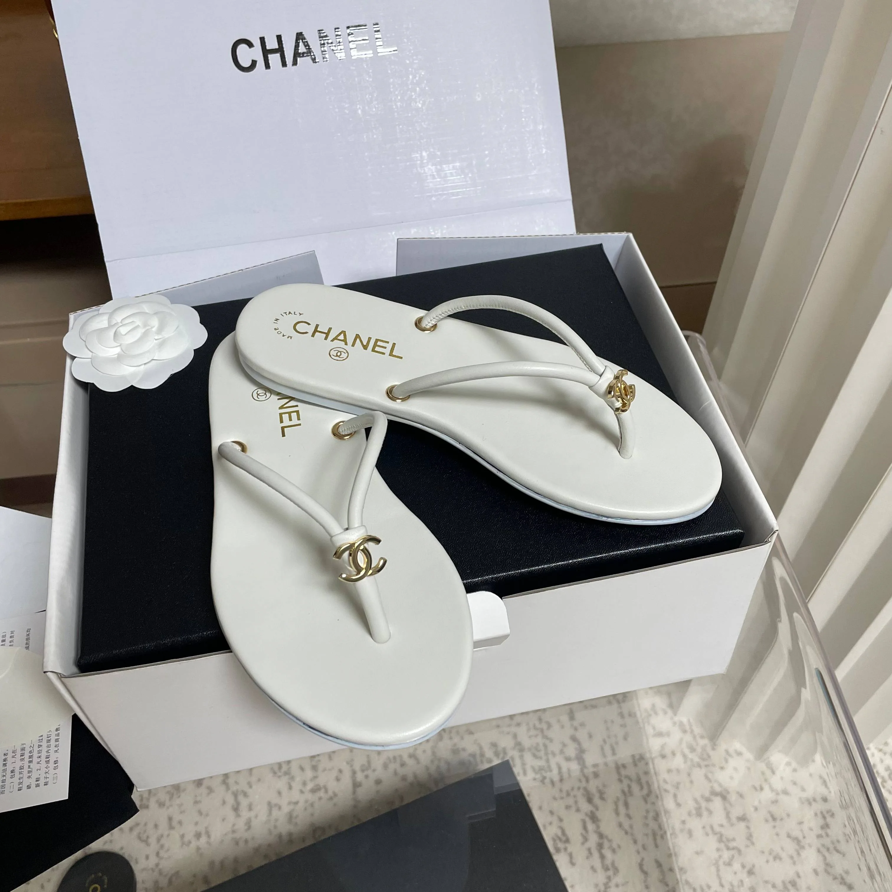 Шлепанцы Женские Chanel 11893463