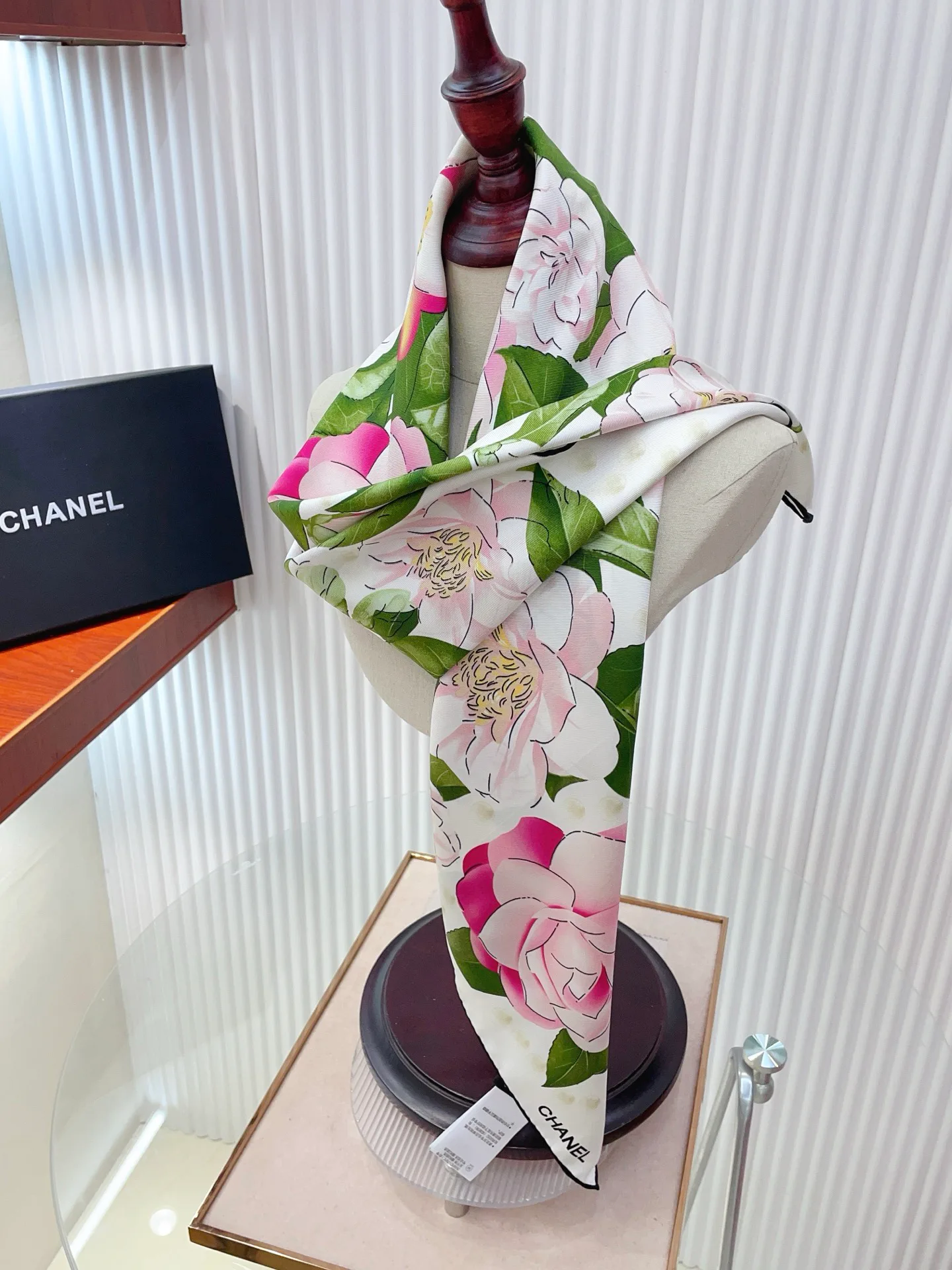 Платки Chanel 13119758