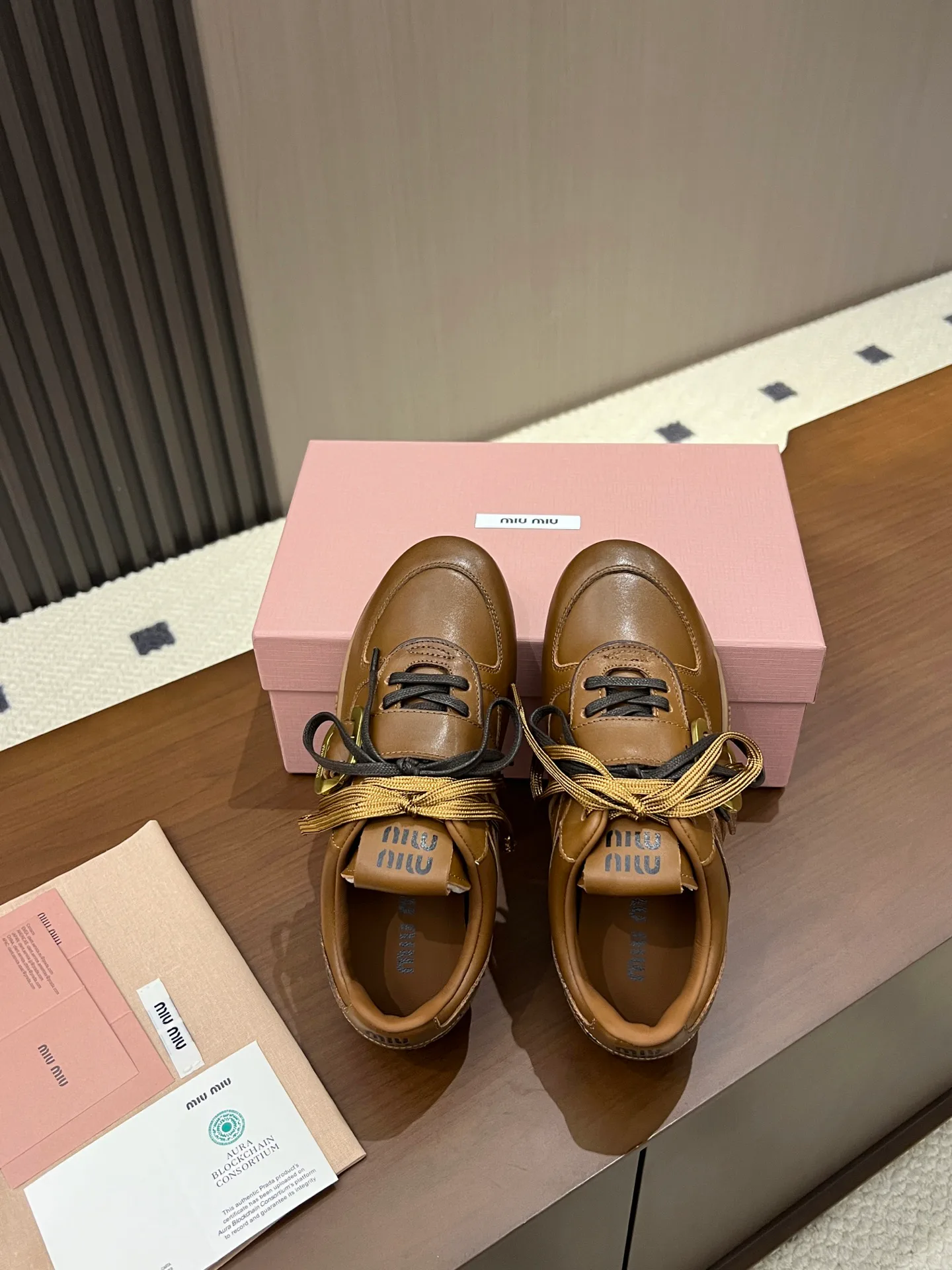 Кроссовки Женские Miu Miu 17968594