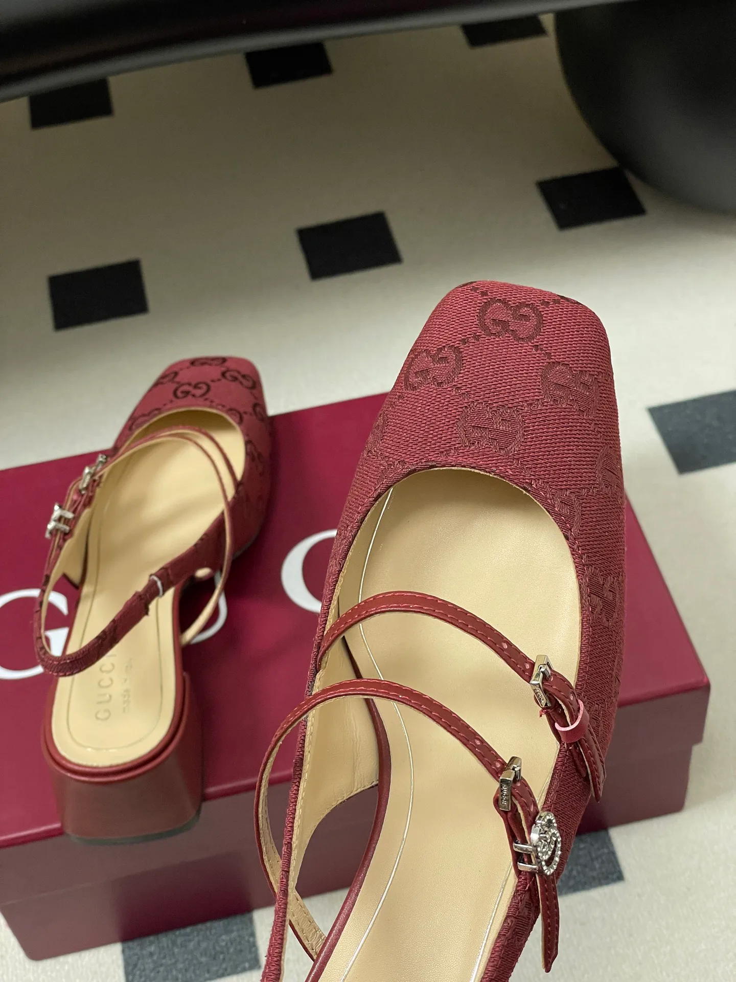 Туфли Женские Gucci 1677114