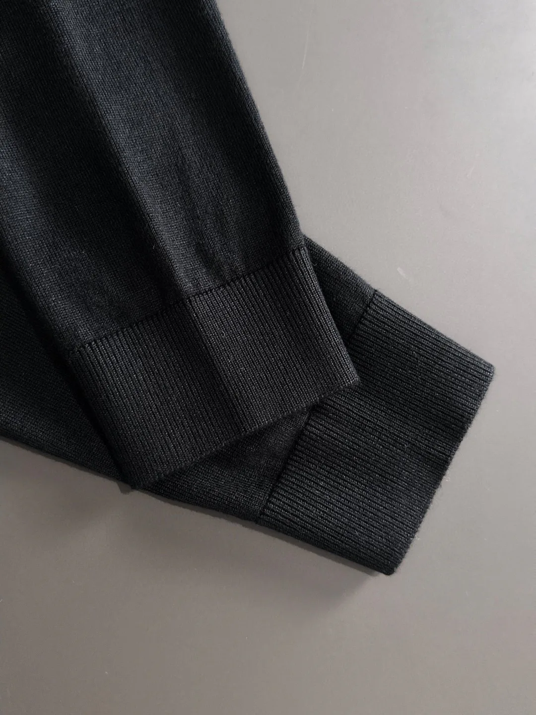 Джемперы И Свитеры Мужские Dolce & Gabbana 688185