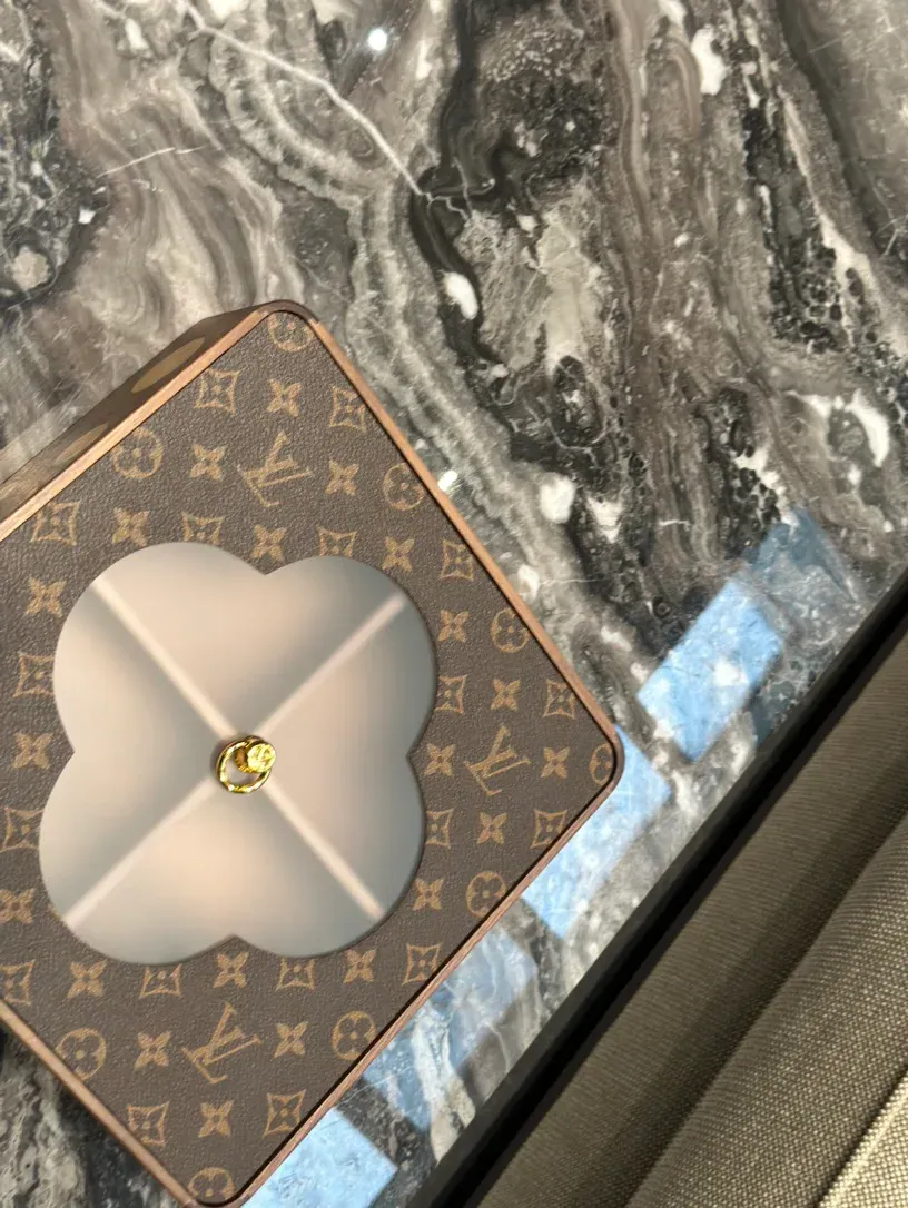 Посуда Louis Vuitton 1383344