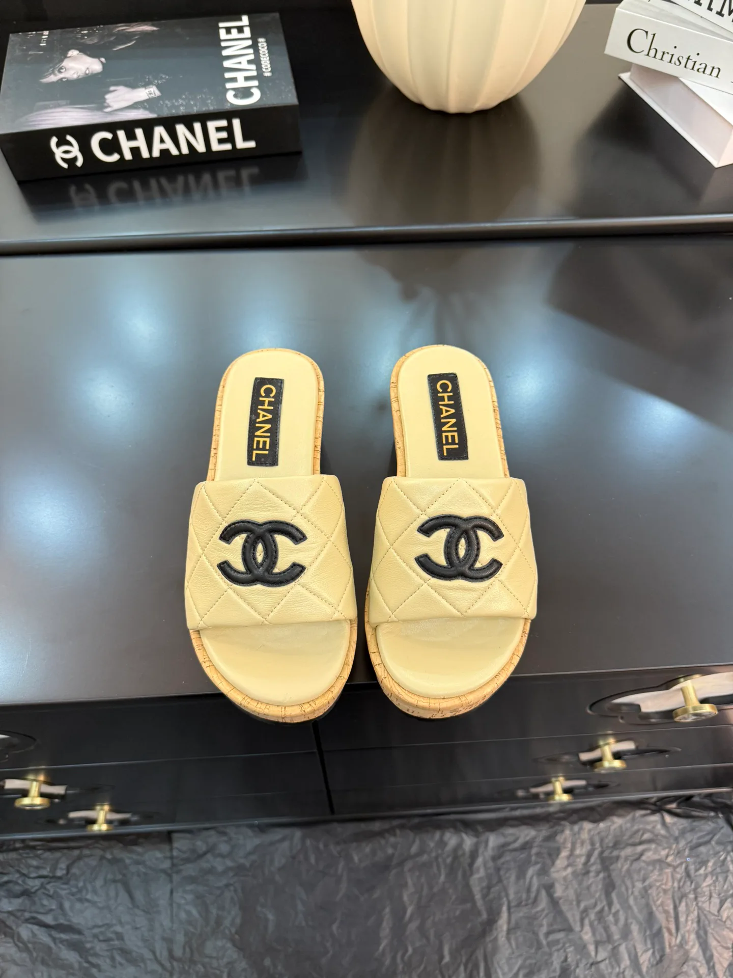 Шлепанцы Женские Chanel 13264