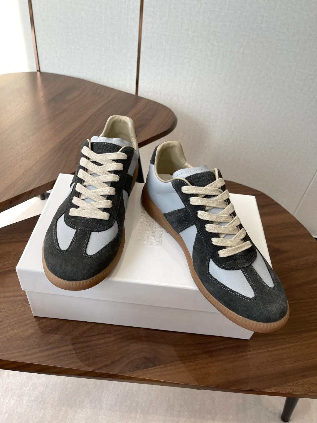 Кроссовки Женские Maison Margiela 11802032