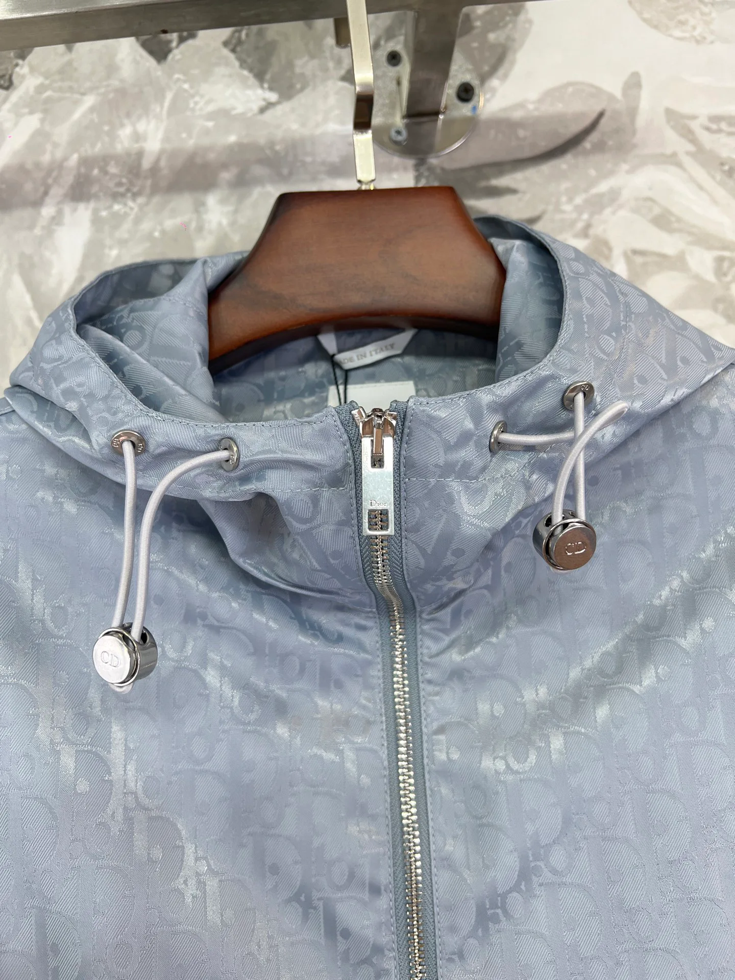 Куртки И Пуховики Женские Christian Dior 18428487