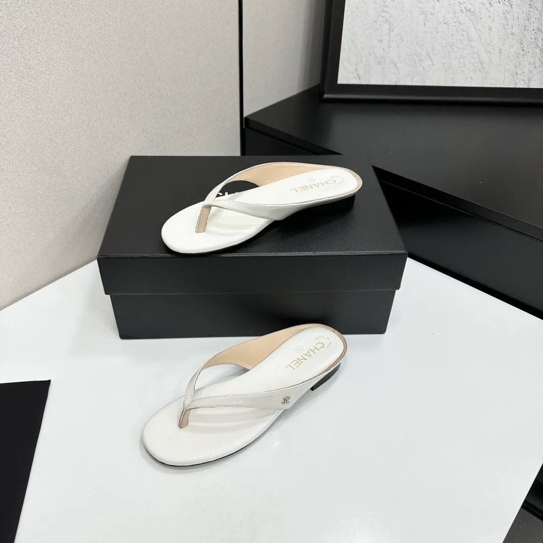 Шлепанцы Женские Chanel 11946890