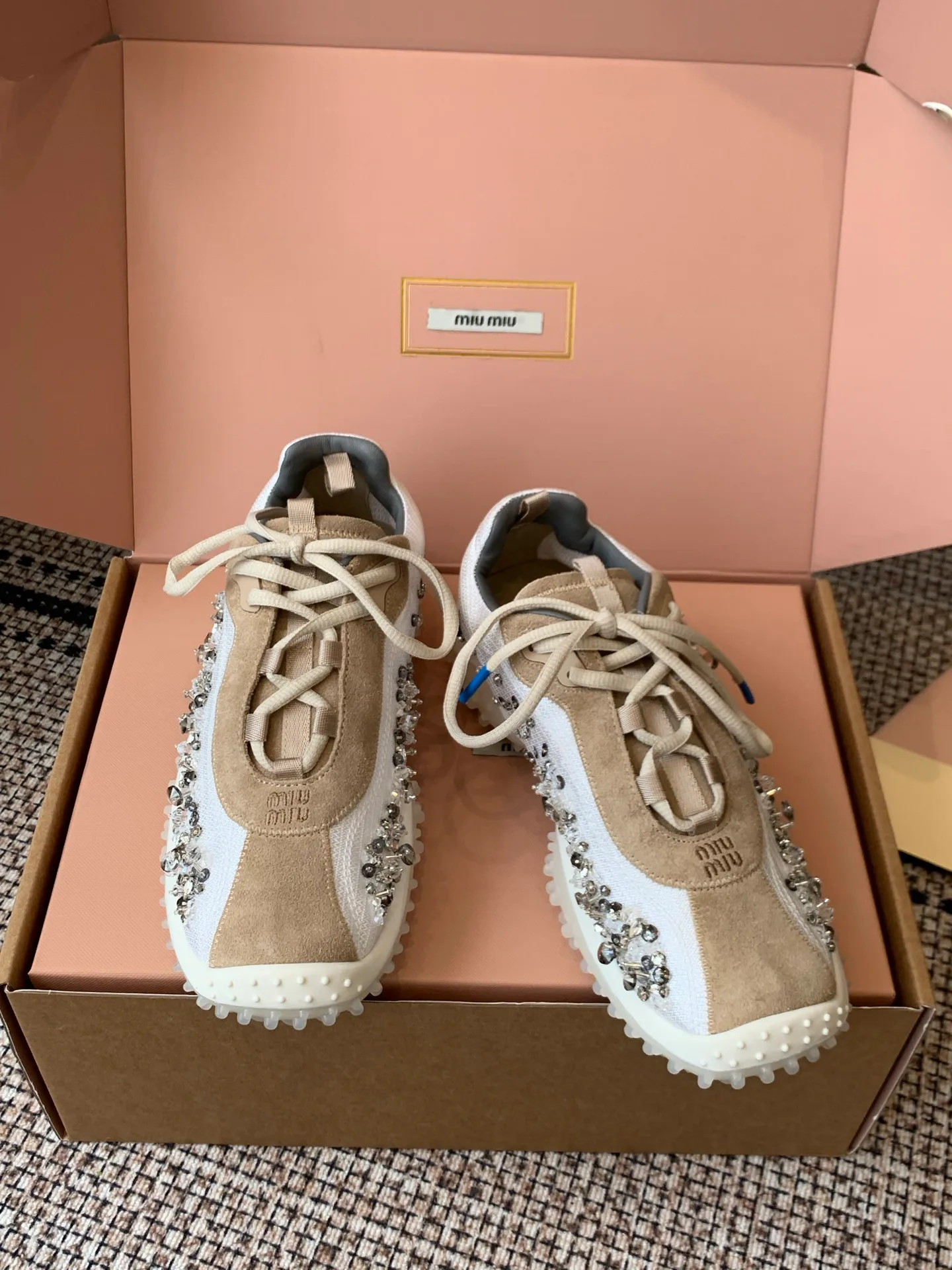 Кроссовки Женские Miu Miu 18170801