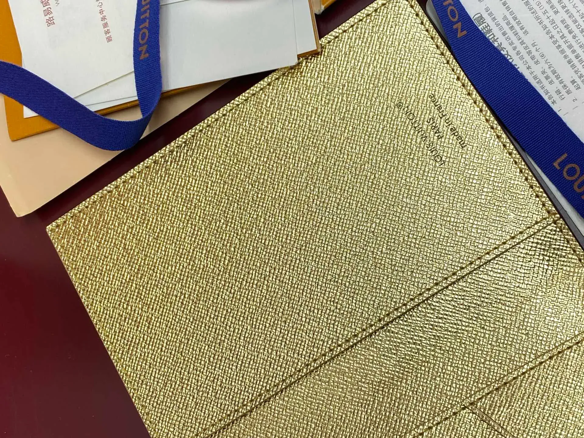 Обложки На Паспорт Louis Vuitton 410071