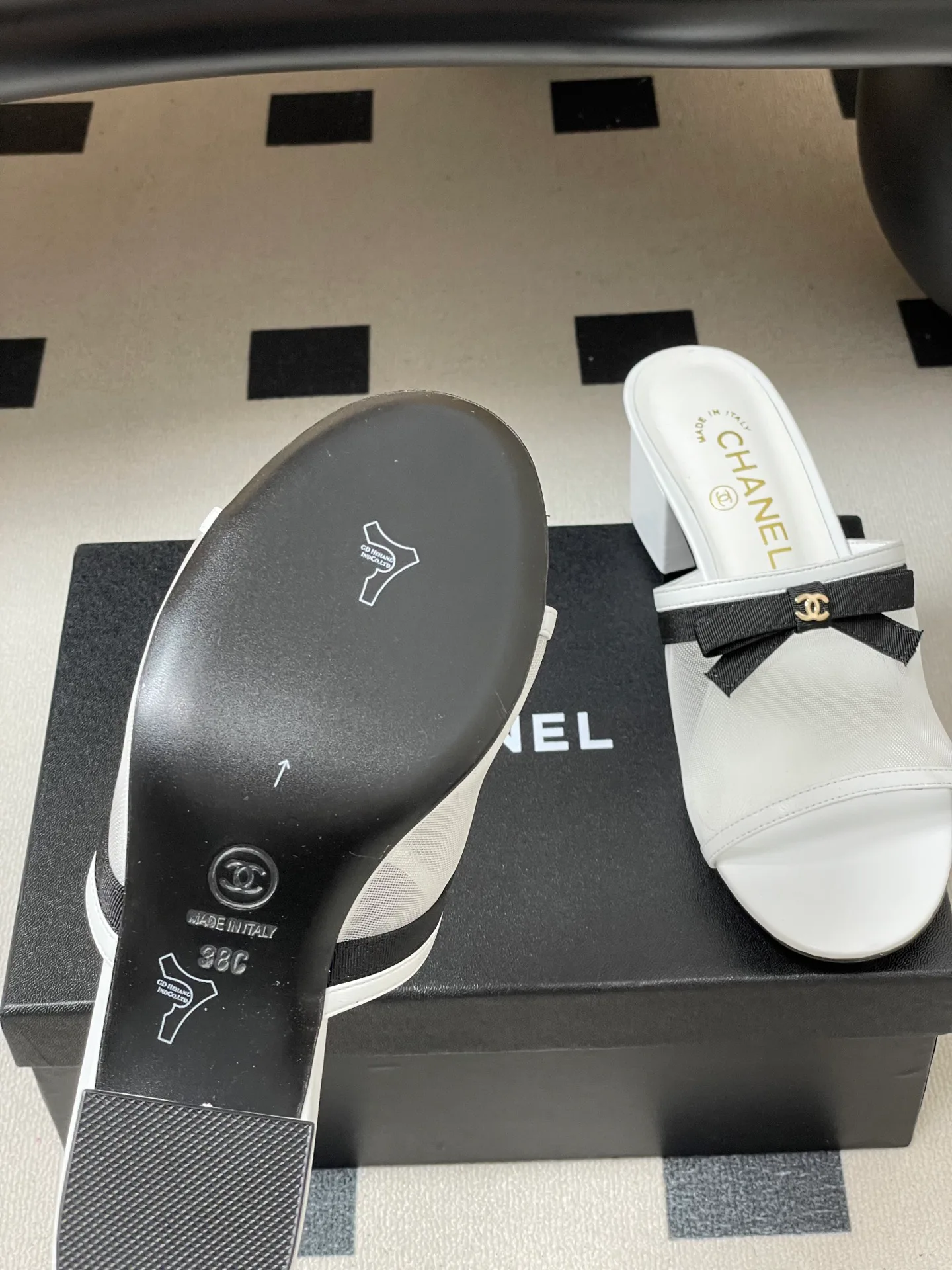 Босоножки Женские Chanel 13343839