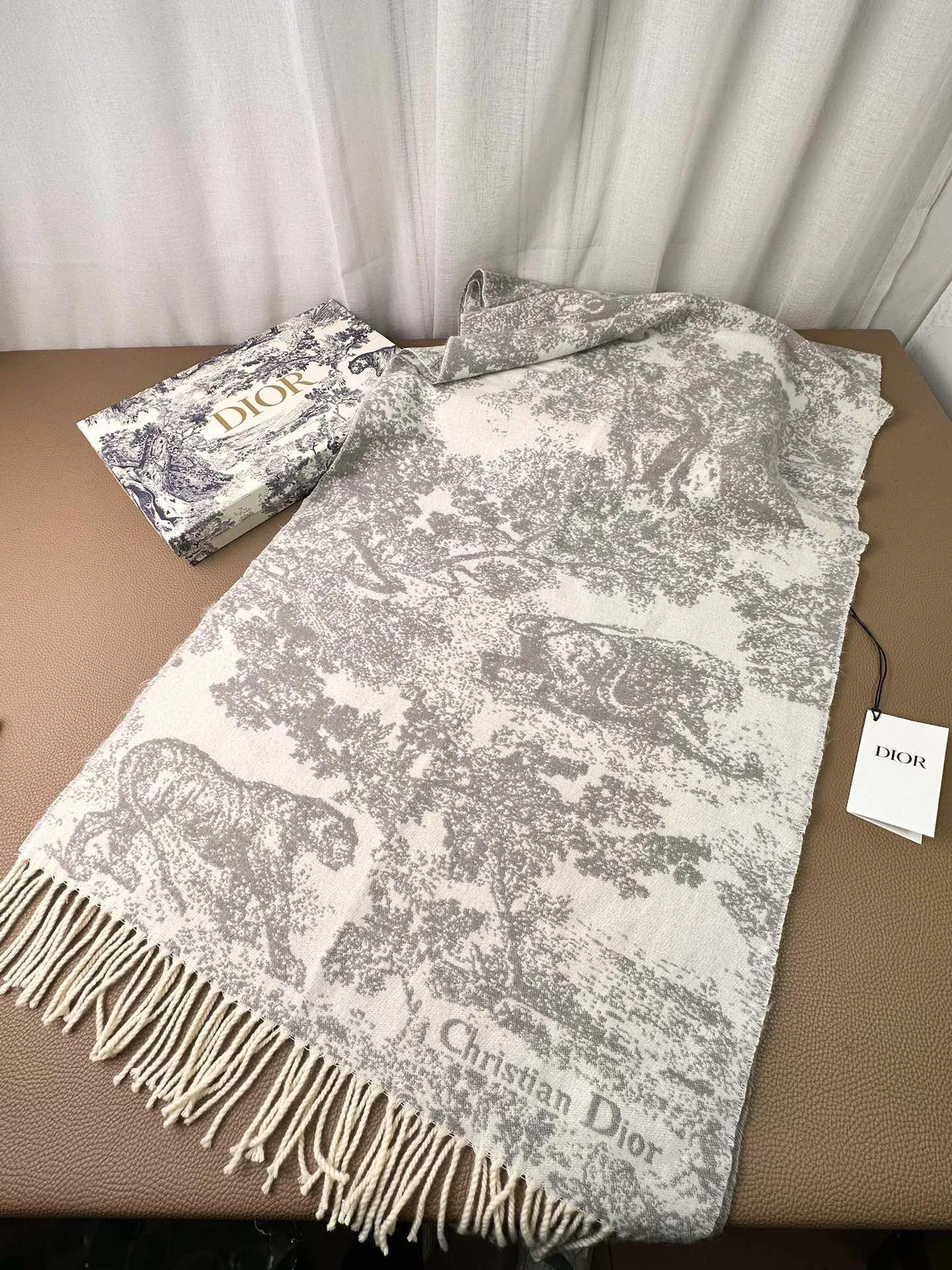 Шарфы Christian Dior 18322197